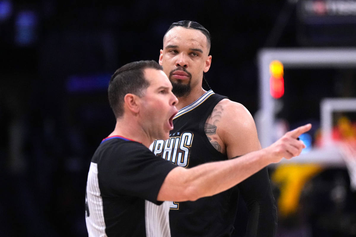 WATCH Lakers Fans Heckle Dillon Brooks in Los Angeles Sports