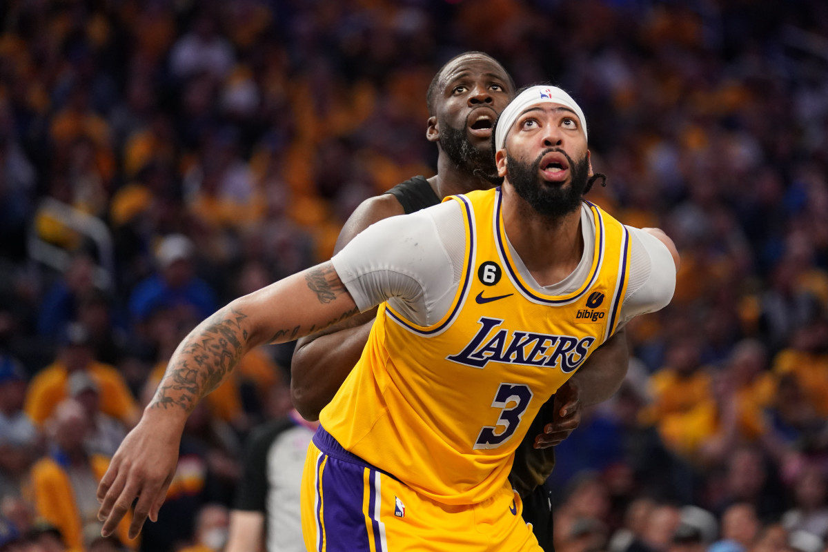 Lakers News LeBron James: Anthony Davis' No. 3 Lakers Jersey Will