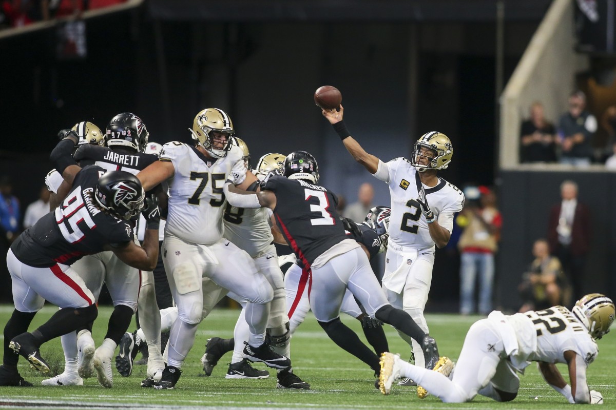 Sep 11, 2022; New Orleans Saints quarterback Jameis Winston (2) throws a pass against the Atlanta Falcons. Mandatory Credit: Brett Davis-USA TODAY Sports