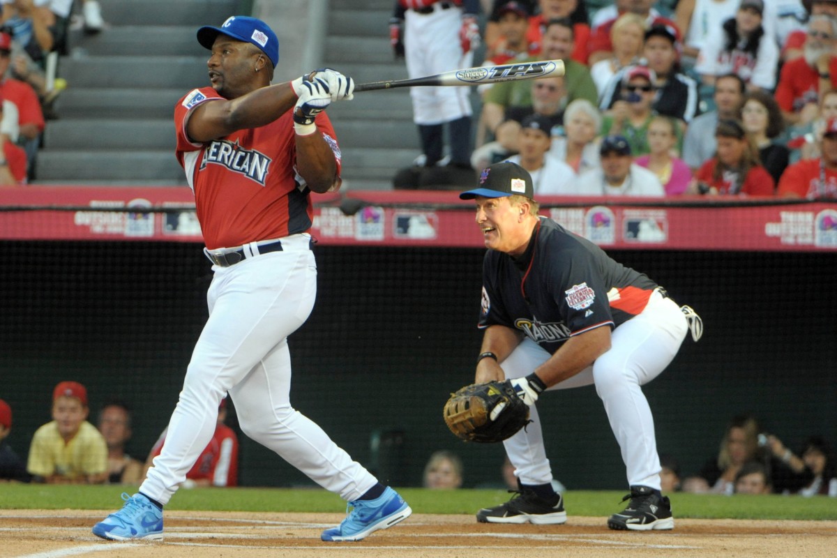 Baseball Legend Bo Jackson Dealing With Odd Medical Condition Fastball