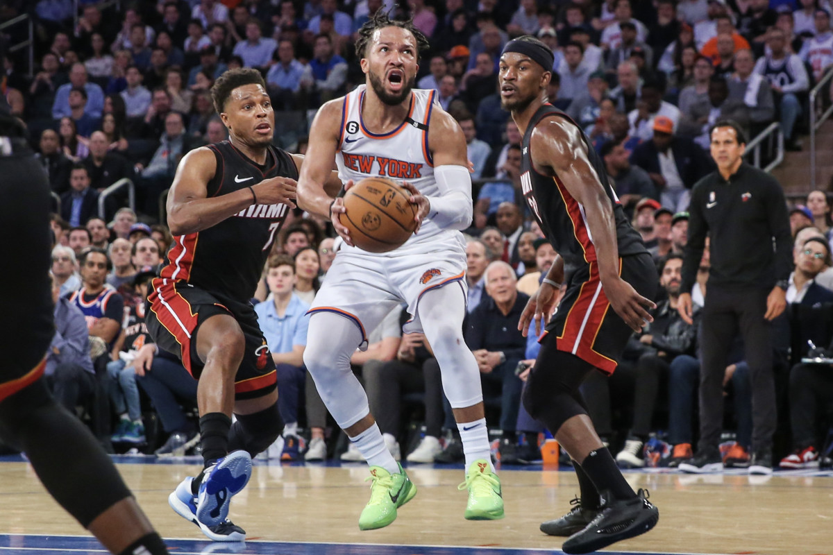 Knicks vs. Heat Game 6 Predictions, Player Props & Betting Odds, 5/12