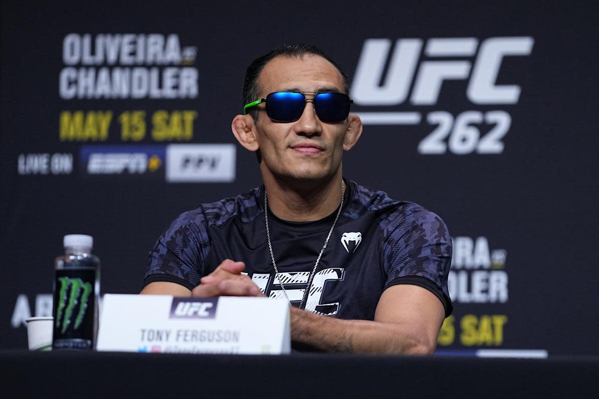 Tony Ferguson smiles in the crowd during a UFC 262 press conference.