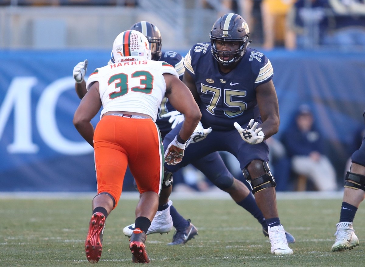 Commanders Sign Former Pitt Panthers OL Jaryd JonesSmith Sports