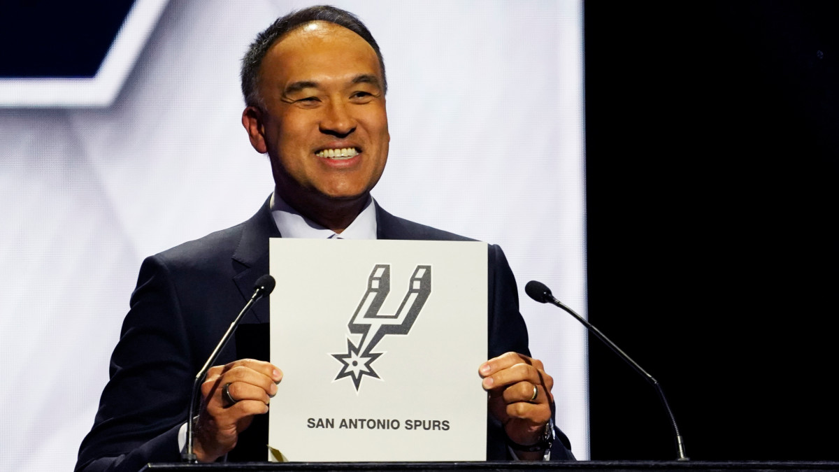 San Antonio Spurs receive the 2023 first pick in NBA draft lottery