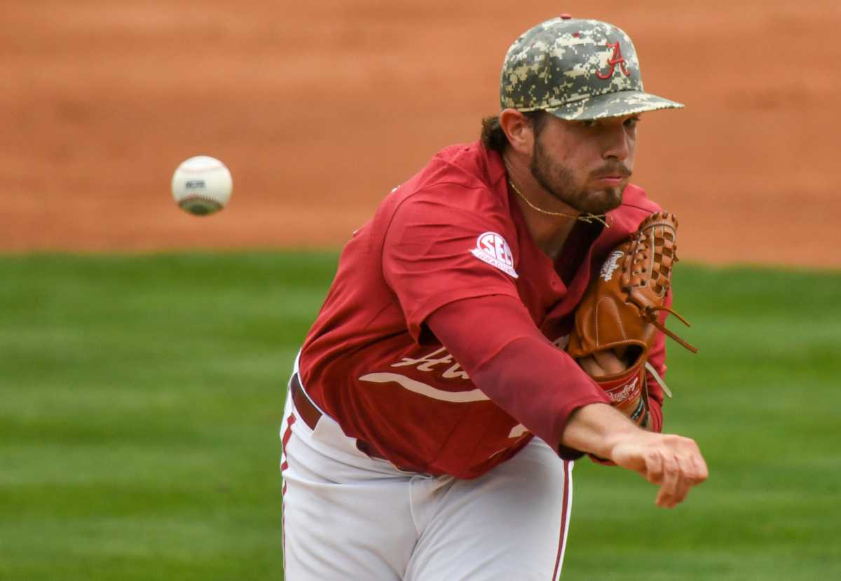 Alabama pitcher Jacob McNairy (34) makes a pitch against Vanderbilt. Alabama defeated Vanderbilt 2-1 to claim the weekend series two games to one Saturday May 6, 2023, at Sewell-Thomas Stadium.