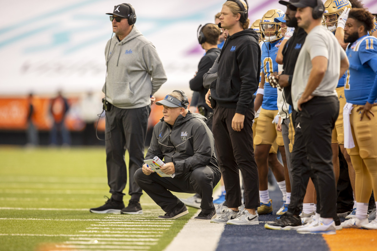 Dec 30, 2022; El Paso, Texas, USA; UCLA Bruins head football coach Chip Kelly before a play against the Pittsburgh Panthers defense in the first half in the 2022 Sun Bowl at Sun Bowl. Mandatory Credit: Ivan Pierre Aguirre-USA TODAY Sports