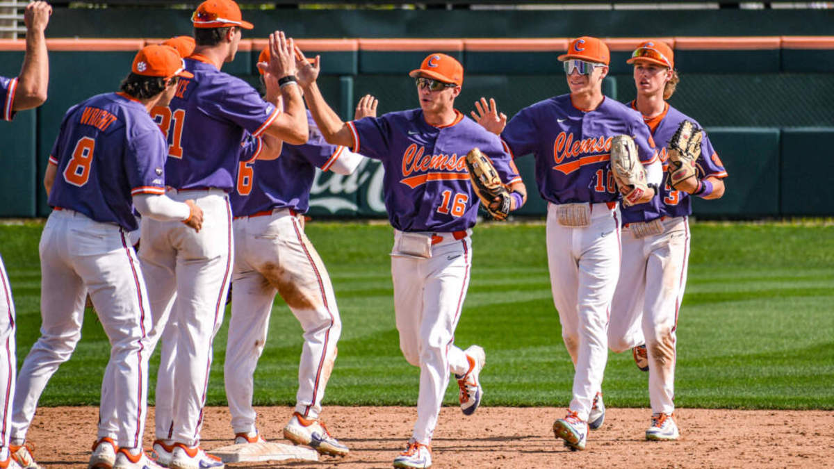 No. 7 Clemson Baseball riding nine-game win streak into last series of ...