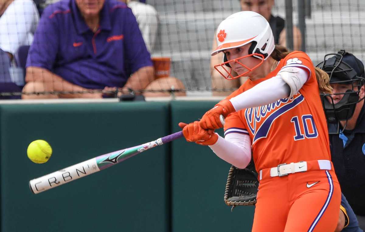 SB - Clemson Tigers, Caroline Jacobsen