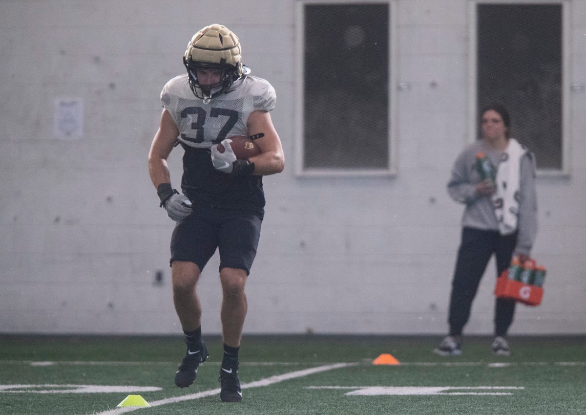 WVU Targets Purdue Linebacker Transfer Jacob Wahlberg Sports