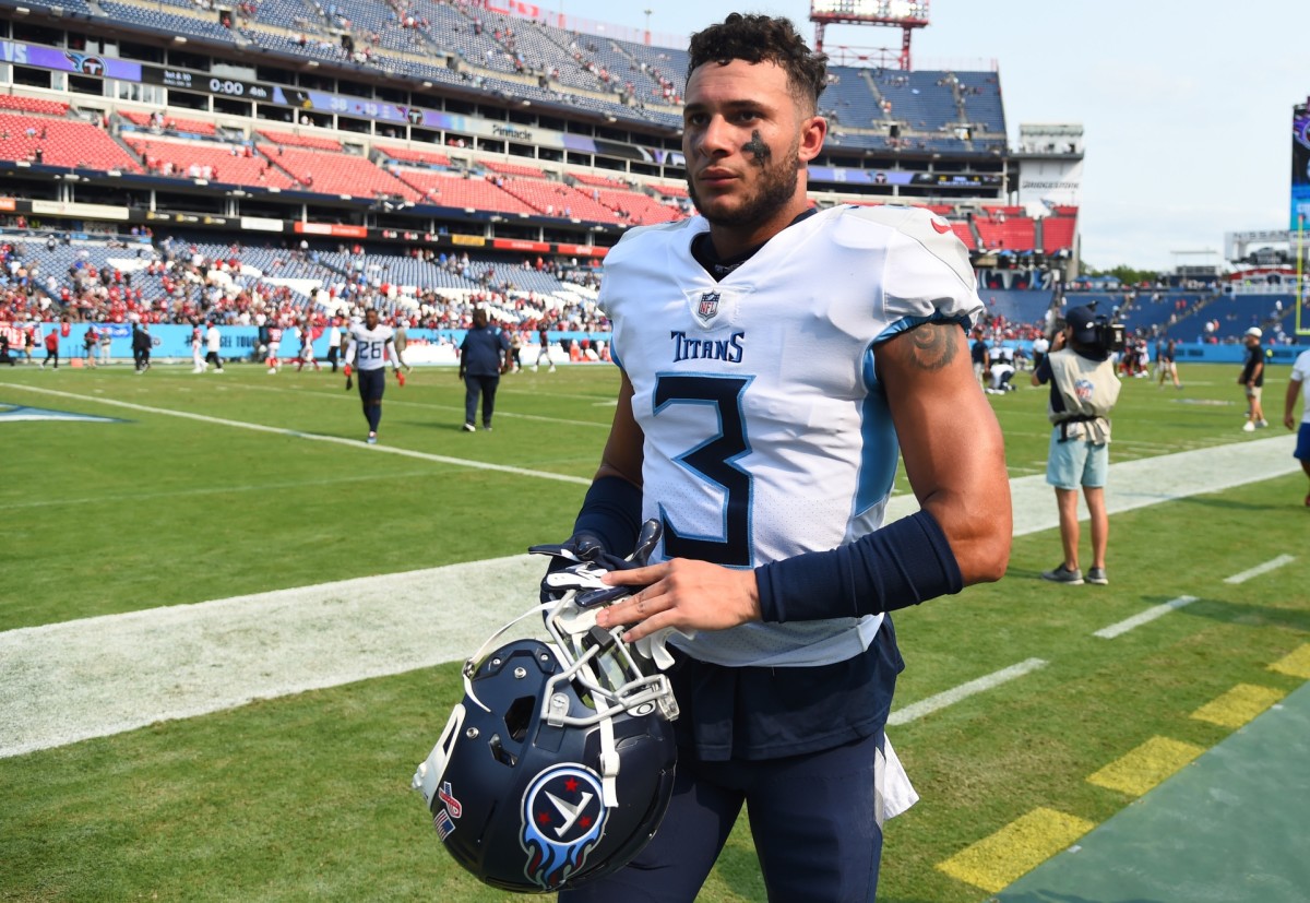 Tennessee Titans Roster Locks on Defense as OTAs Begin Sports