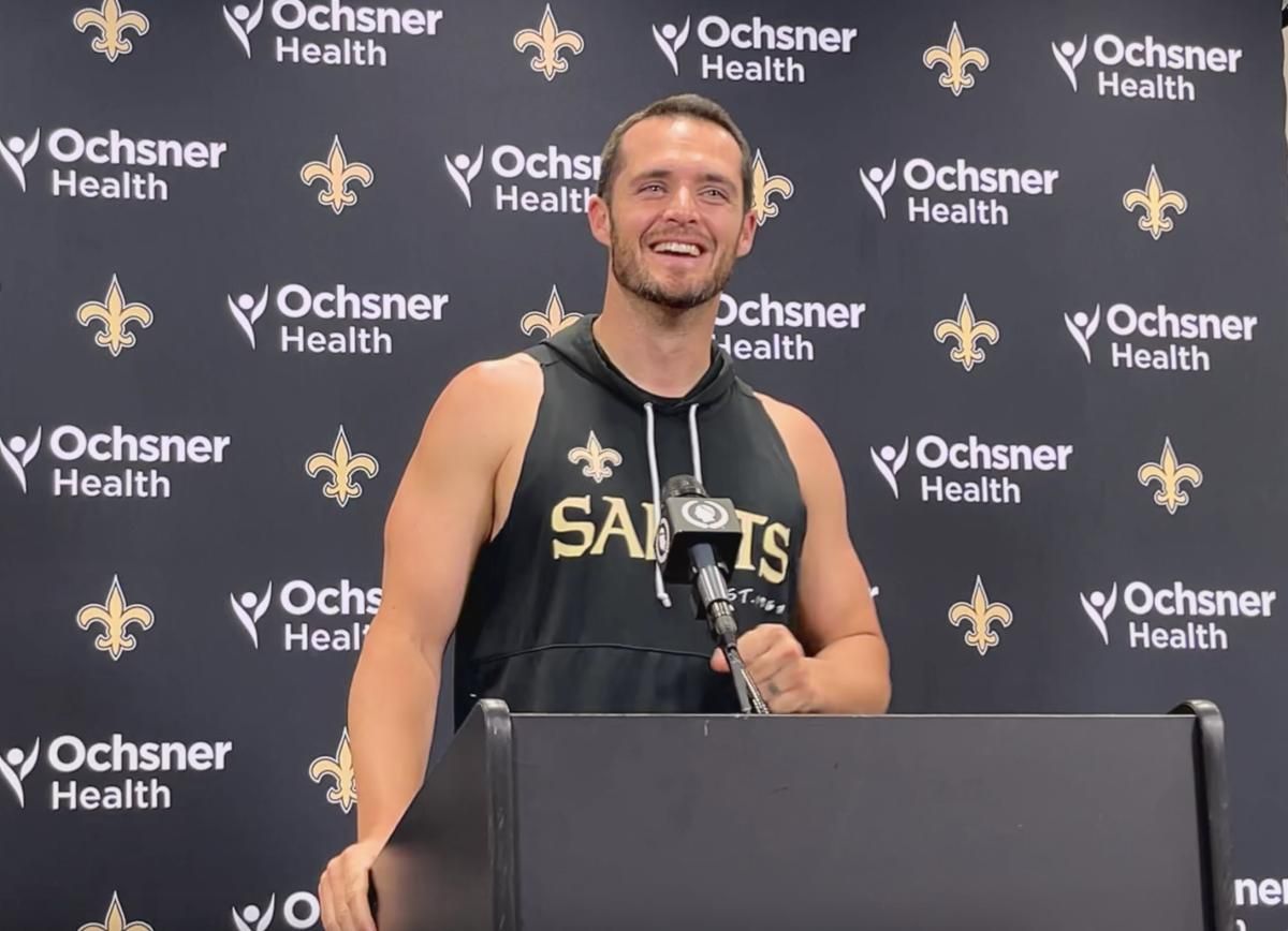Derek Carr - Saints OTAs