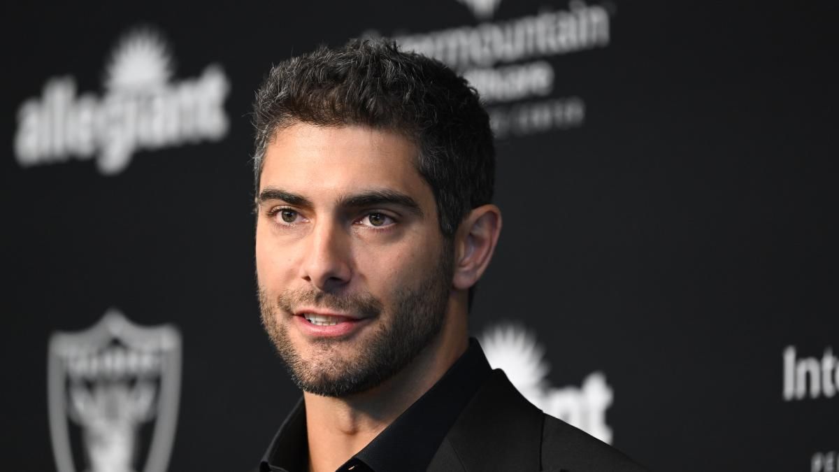 Raiders quarterback Jimmy Garoppolo