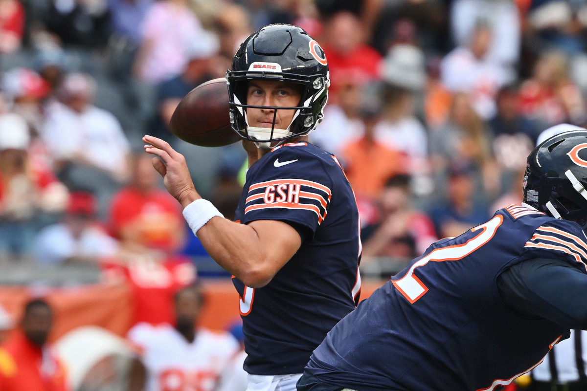 quarterback Trevor Siemia winds up to throw the ball