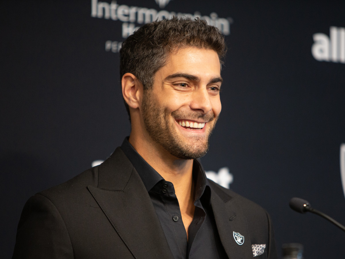 Las Vegas Raiders QB Jimmy Garoppolo from training camp today Sports