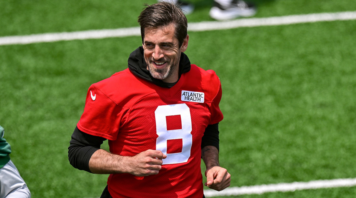 Jets quarterback Aaron Rodgers just finished offseason workouts. Now Sports Illustrated gives him some advice on how to spend his time off in New York before training camp.