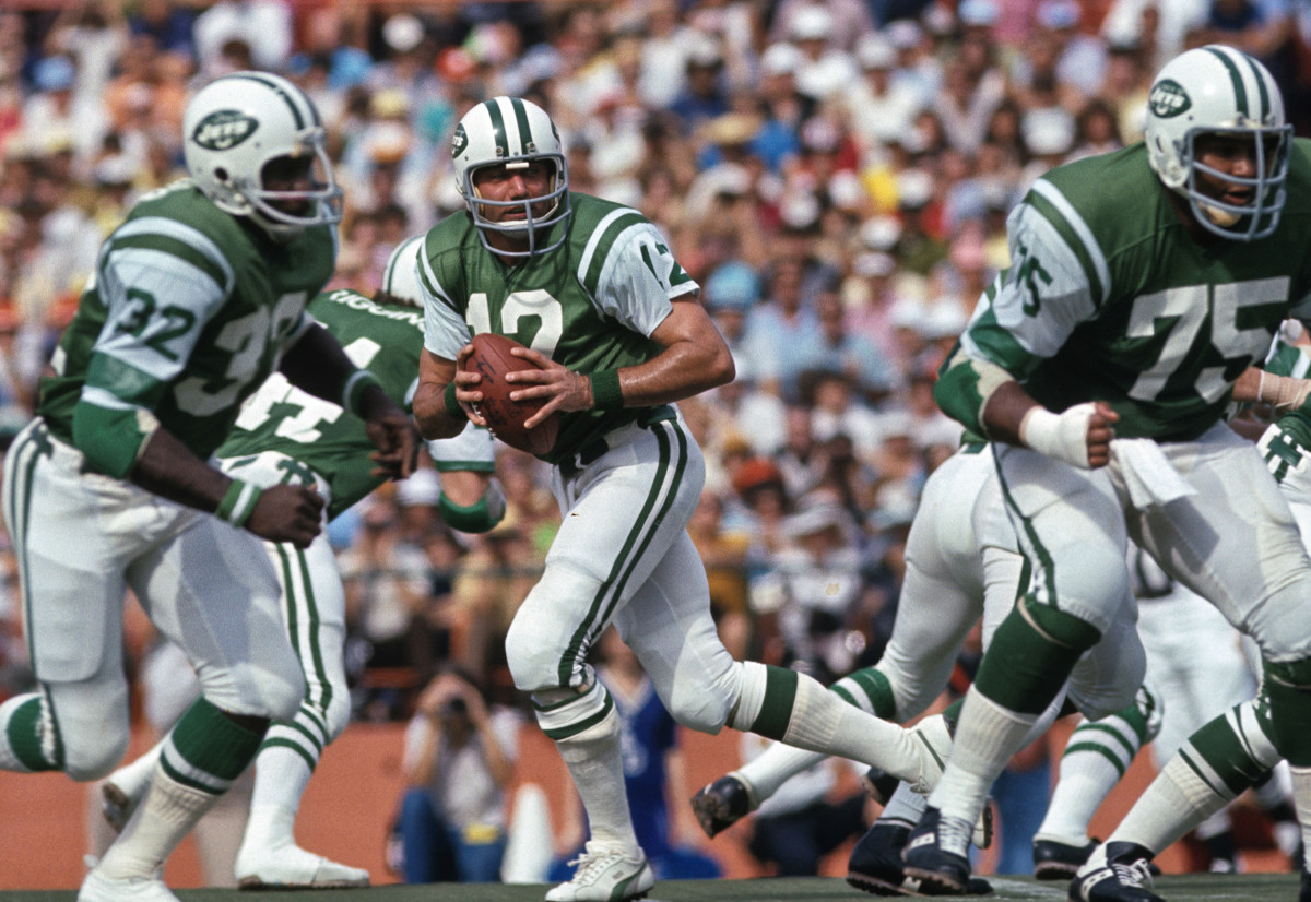 Joe Namath in action for the Jets