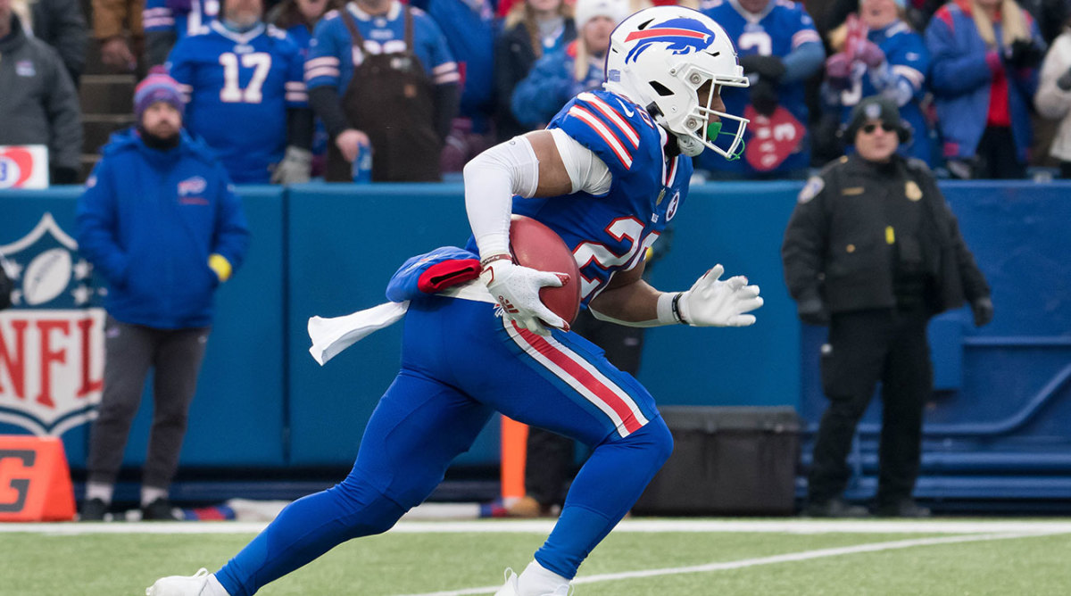 Nyheim Hines returns a kickoff for the Bills