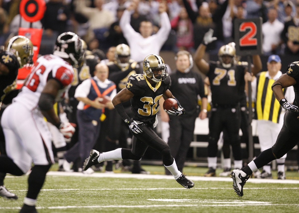 Nov. 2, 2009; New Orleans Saints cornerback Jabari Greer (32) returns an interception for a touchdown against the Atlanta Falcons. Mandatory Credit: Matt Stamey-USA TODAY Sports