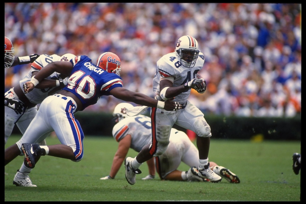15 Oct 1994: Running back Stephen Davis #48 of Auburn University carries the football during the Tigers 36-33 win over the University of Florida at Florida Field in Gainesville, Florida. Mandatory Credit: Scott Halleran/Allsport