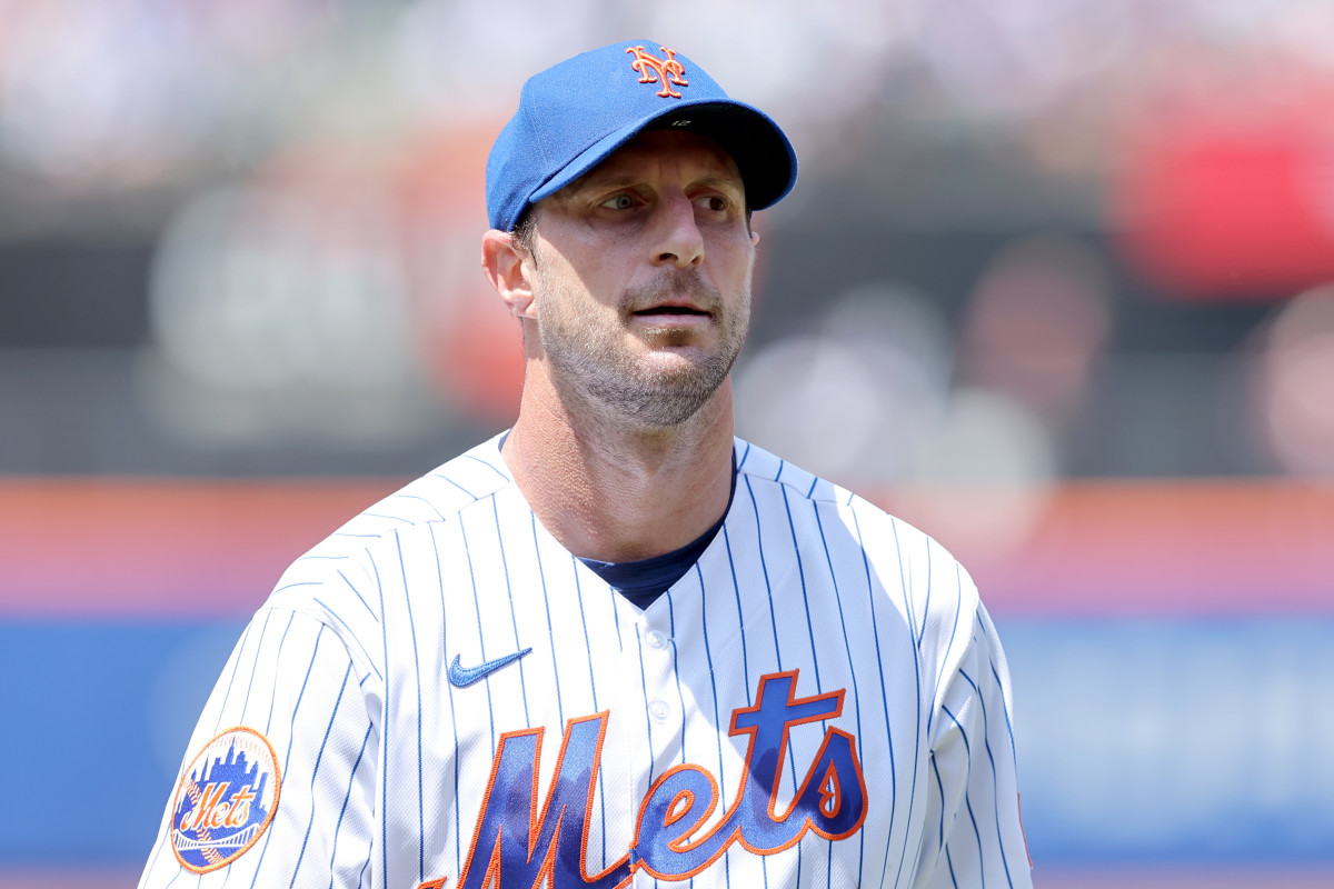 New York Mets ace Max Scherzer is not a fan of MLB's warm-up clock, and vented his frustrations on Thursday.