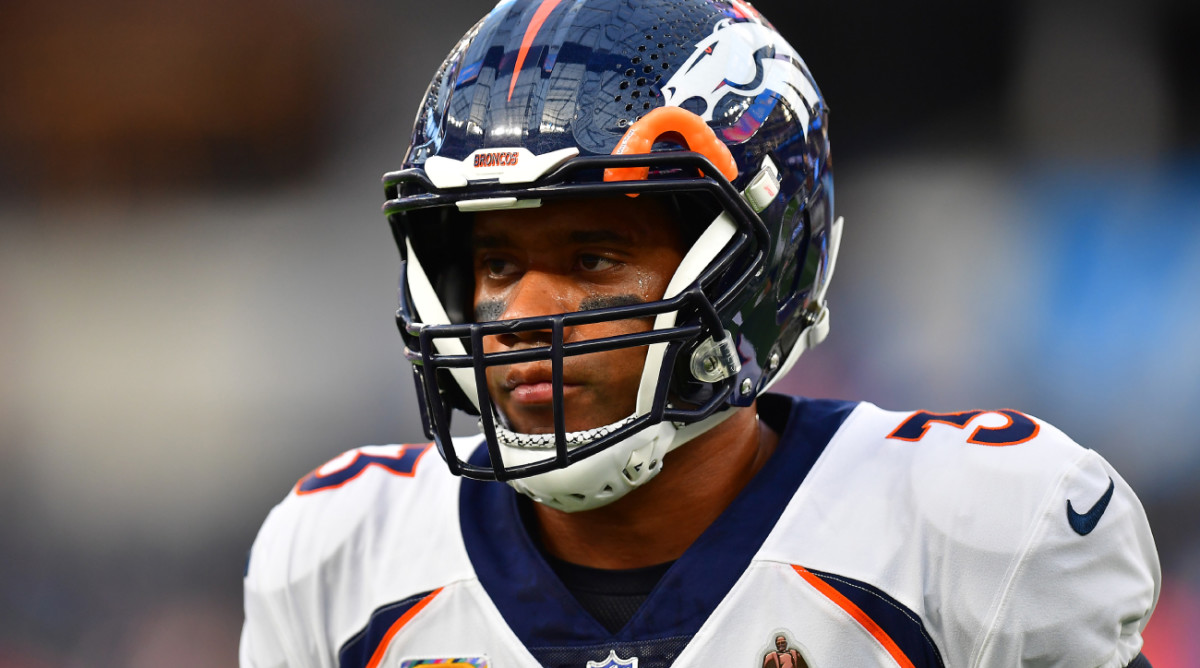 Russell Wilson had the worst season of his career in 2022 playing for the Broncos.