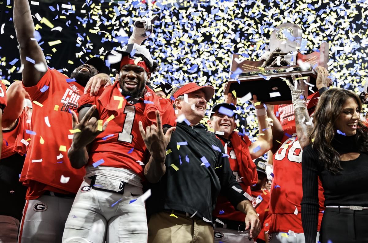 Kirby Smart and the Bulldogs celebrate after defeating LSU in the 2022 SEC Championship.
