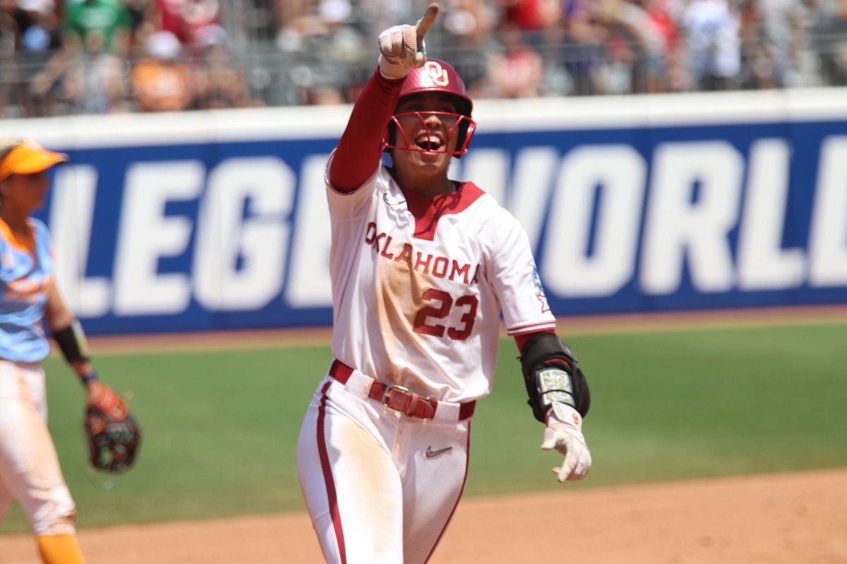 SB - 2023 WCWS, Tiare Jennings