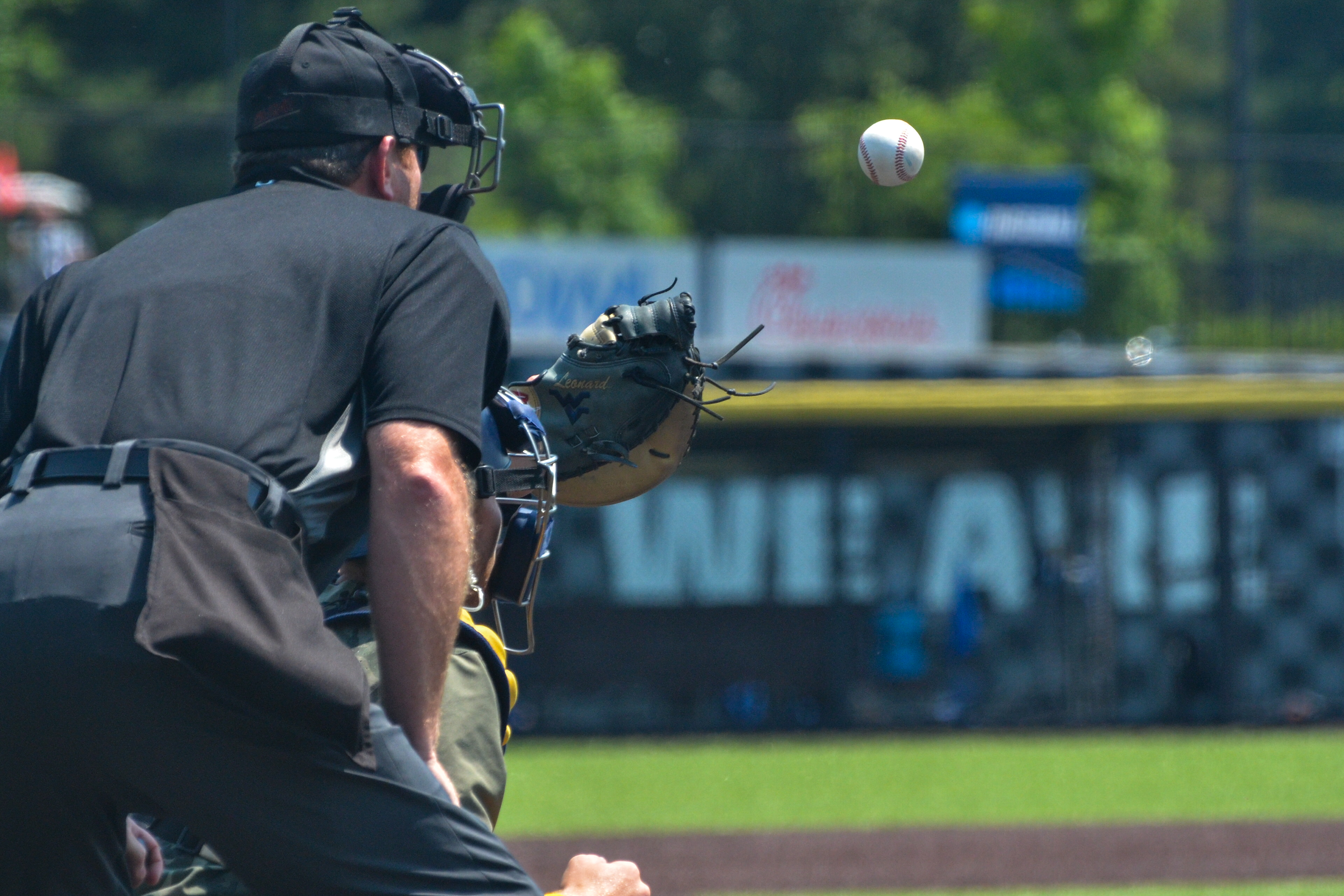 Kentucky Unleashes Victory over West Virginia in a Thrilling Baseball Showdown
