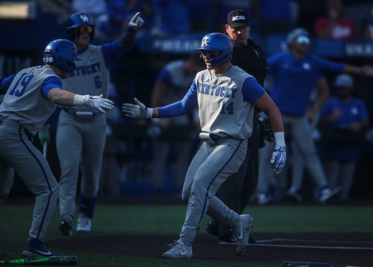 Strickland, Kentucky Jump on West Virginia Early; Cats Stay Alive in ...