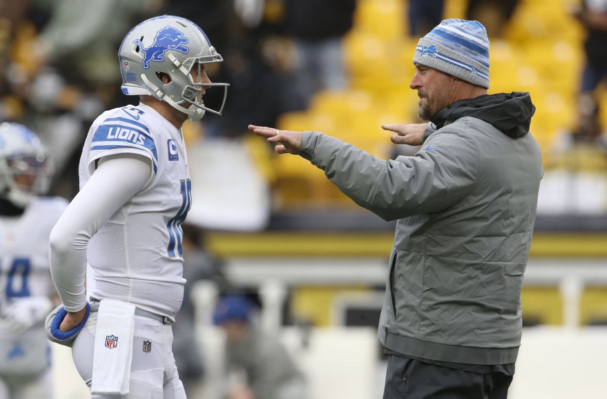 Jared Goff and Dan Campbell in Nov. 2021.