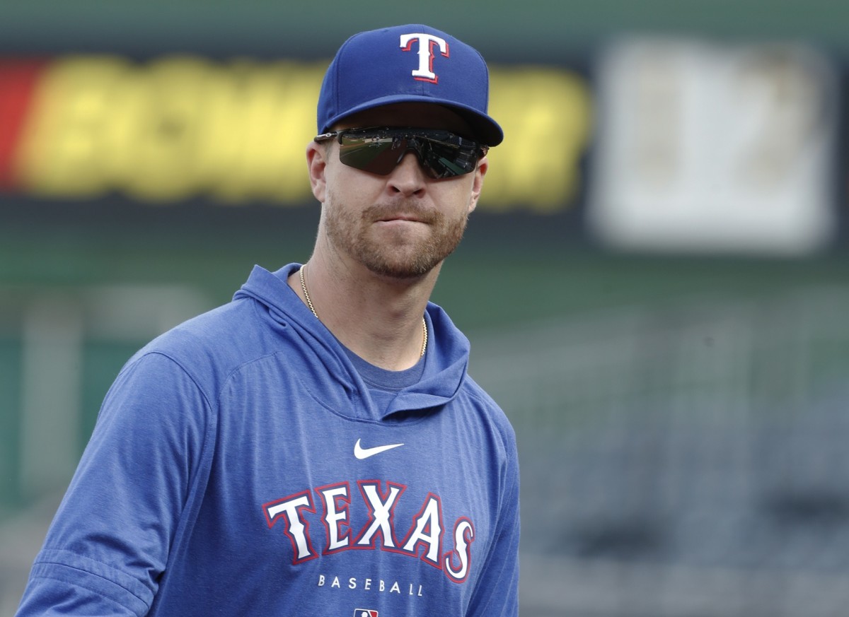 Texas Rangers' Jacob deGrom Speaks on Needing Another Elbow
