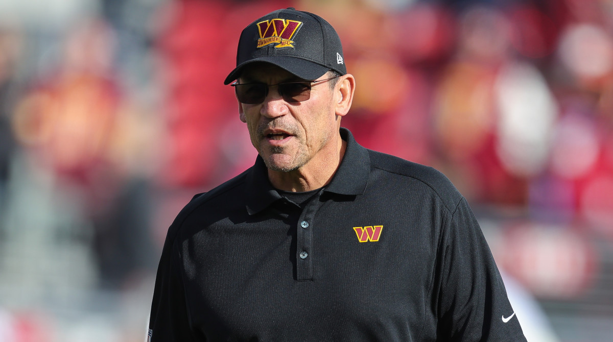 Commanders head coach Ron Rivera before the game against the San Francisco 49ers at Levi's Stadium.