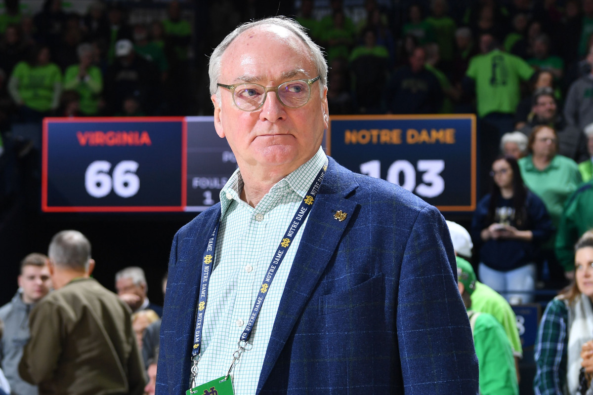 Notre Dame athletic director Jack Swarbrick watches a women’s basketball game at the NCAA tournament.