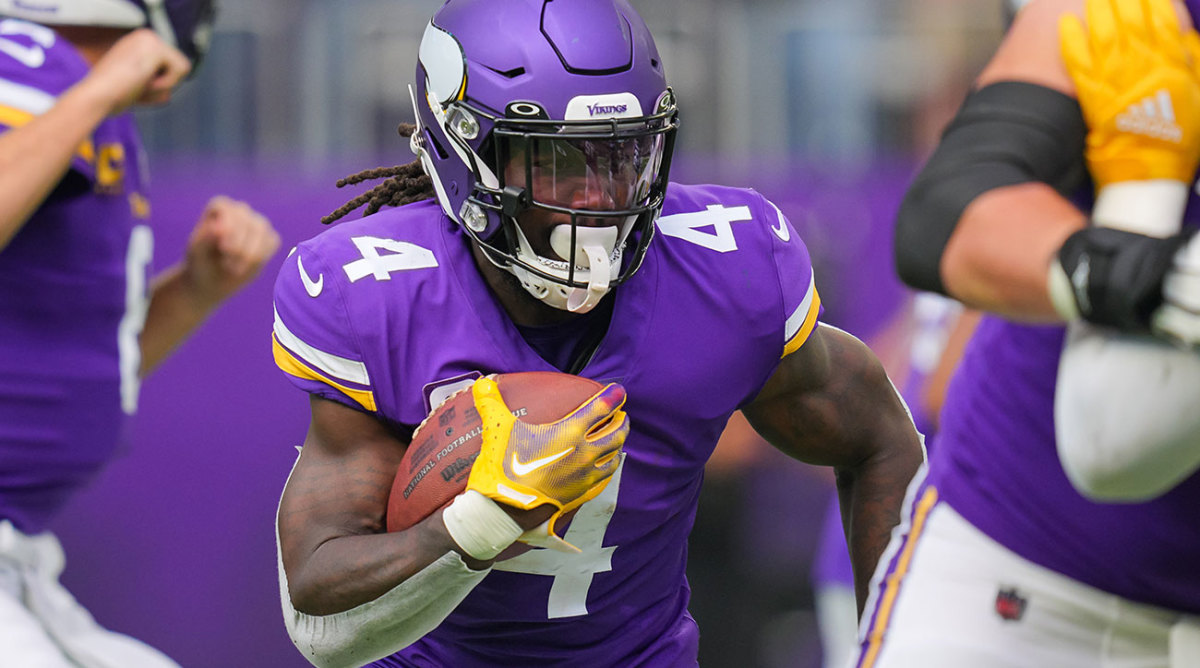 Vikings running back Dalvin Cook with the ball