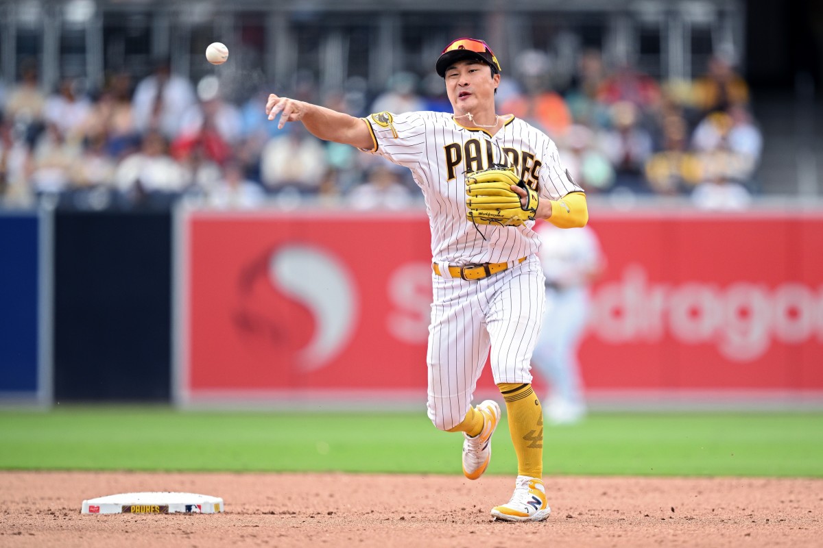 Padres News: Ha-Seong Kim is Putting Together Another Gold-Glove Season ...