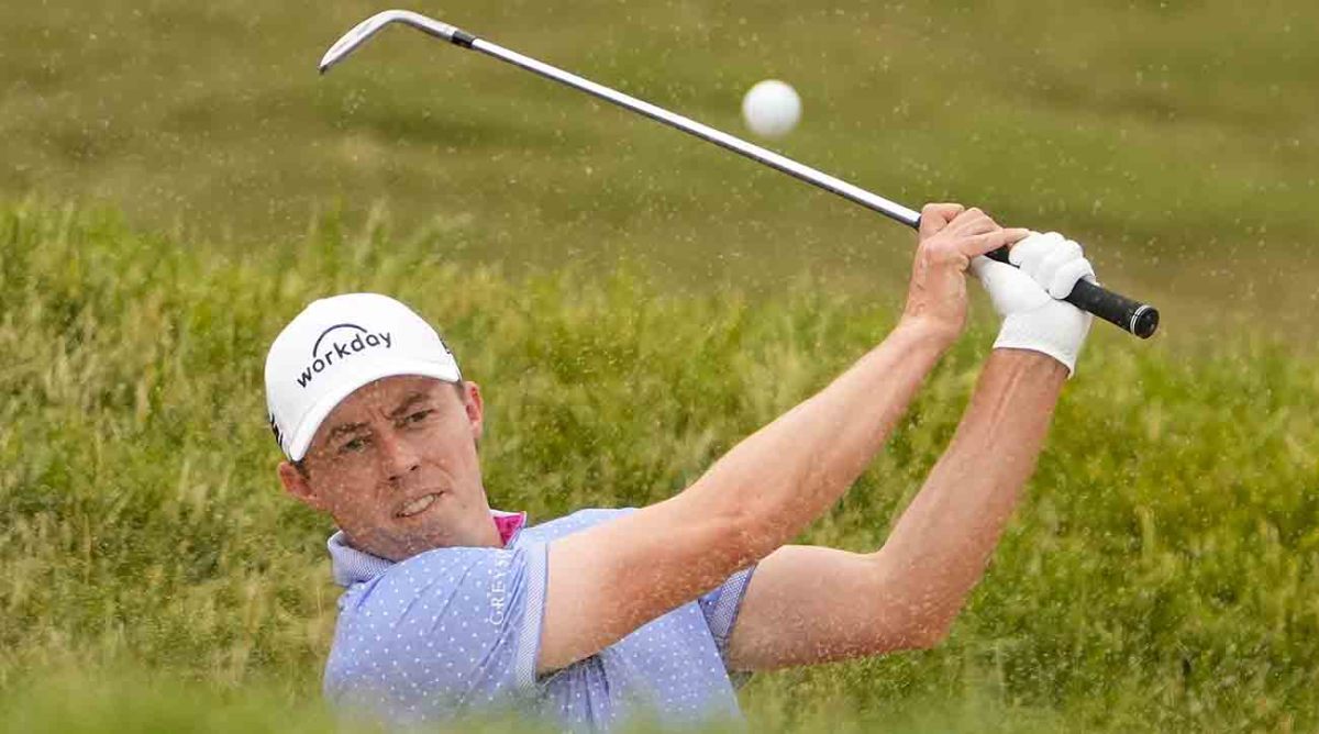 Matt Fitzpatrick hits a bunker shot in the first round of the 2023 U.S. Open.