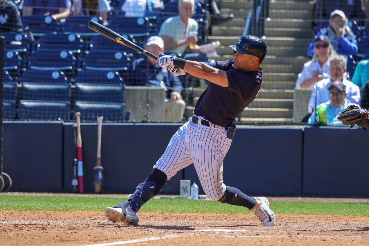 Ex-New York Yankees outfielder Rafael Ortega has been signed by the Mets.