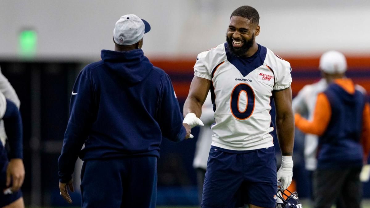 Denver Broncos outside linebacker Jonathon Cooper.