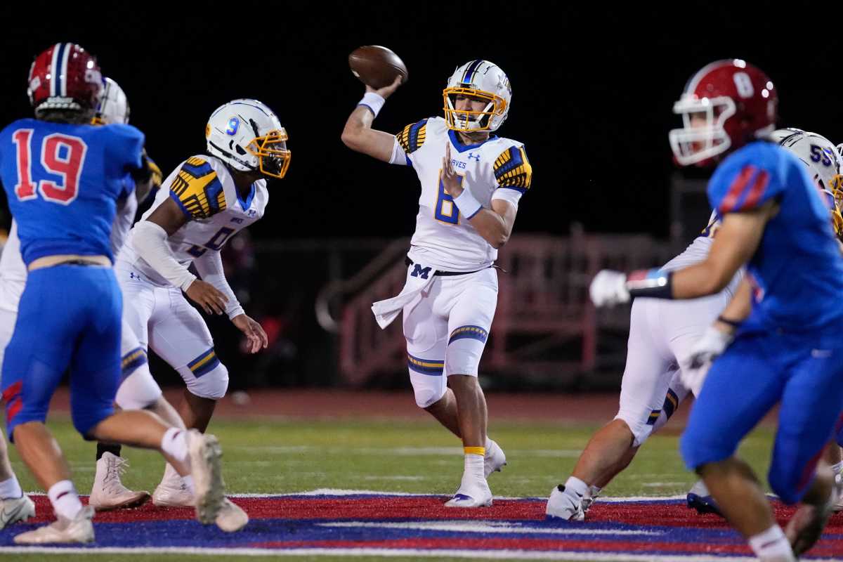 Quarterback Ethan Grunkemeyer of Olengangy High near Columbus, Ohio, has committed to Penn State's 2024 recruiting class.