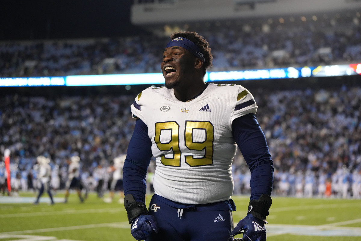 Former Georgia Tech Defensive Tackle D'Quan Douse Reveals Transfer