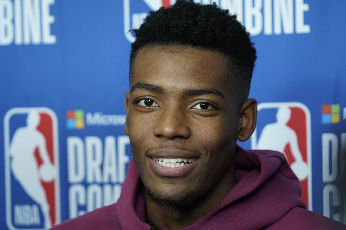 May 17, 2023; Chicago, Il, USA; Brandon Miller talks to the media during the 2023 NBA Draft Combine at Wintrust Arena. Mandatory Credit: David Banks-USA TODAY Sports