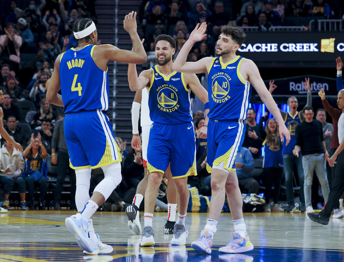 Golden State Warriors Make Contract Move - Inside the Warriors