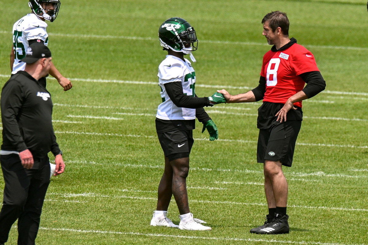 2023 Jets Country Player Profile RB Michael Carter (32) Sports