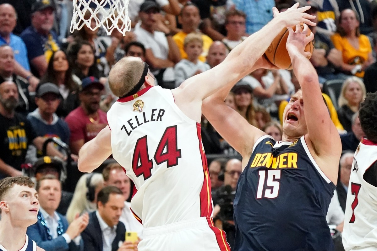 Pelicans Sign FreeAgent Center Cody Zeller Sports Illustrated New
