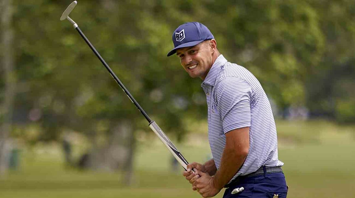 Bryson DeChambeau watches a putt at the 2023 U.S. Open.