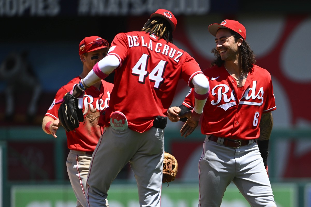 Cincinnati Reds' Elly De La Cruz Makes Baseball History with July 4th  Performance - Fastball