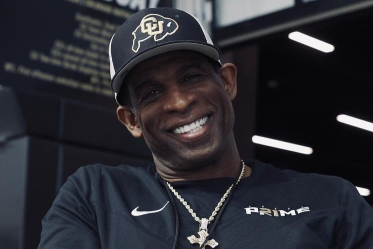 Deion Sanders Reveals 8 Toes on Single Foot After Amputation Surgery – Rvce  News