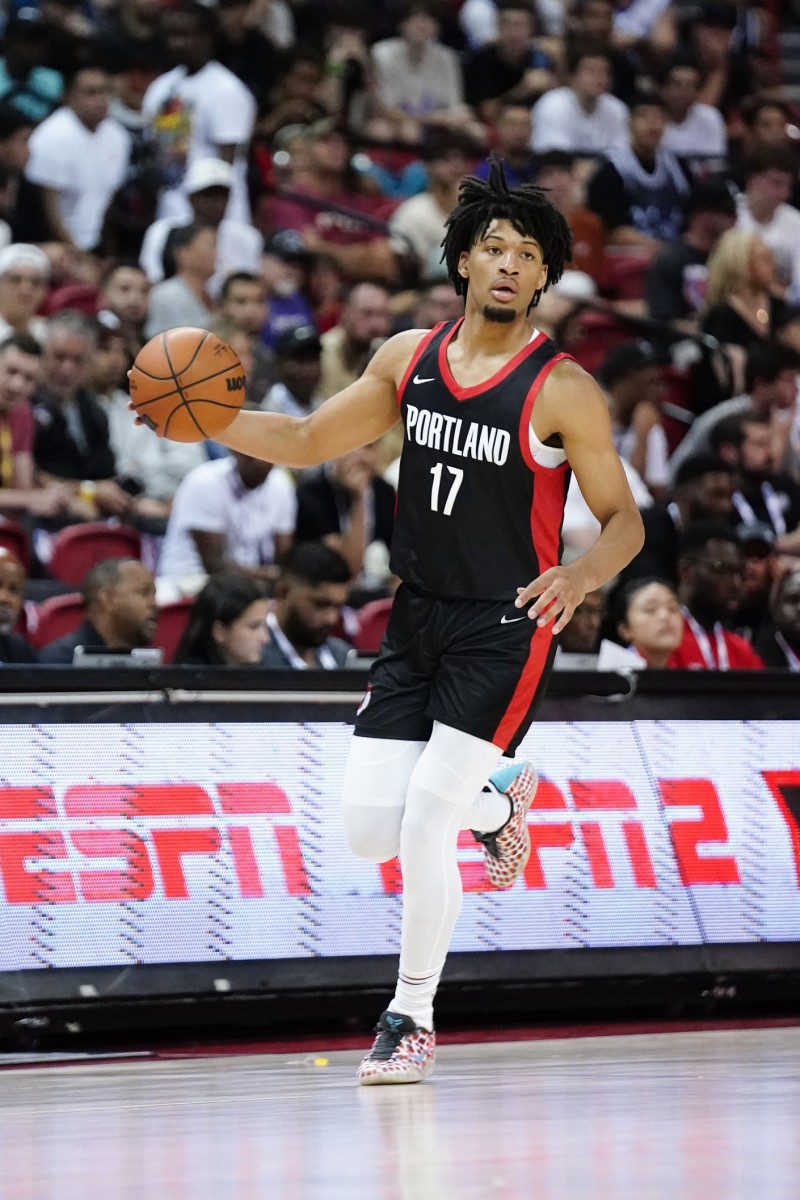 Portland Trail Blazers guard Shaedon Sharpe (17) dribbles the ball against the Houston Rockets during the first half at Thomas & Mack Center.