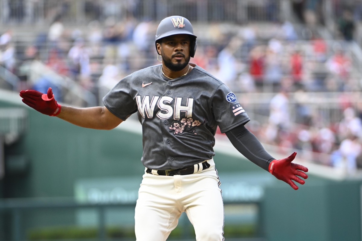Chicago Cubs Linked as Potential Landing Spot for Washington Nationals  Third Baseman - Sports Illustrated Inside The Cubs