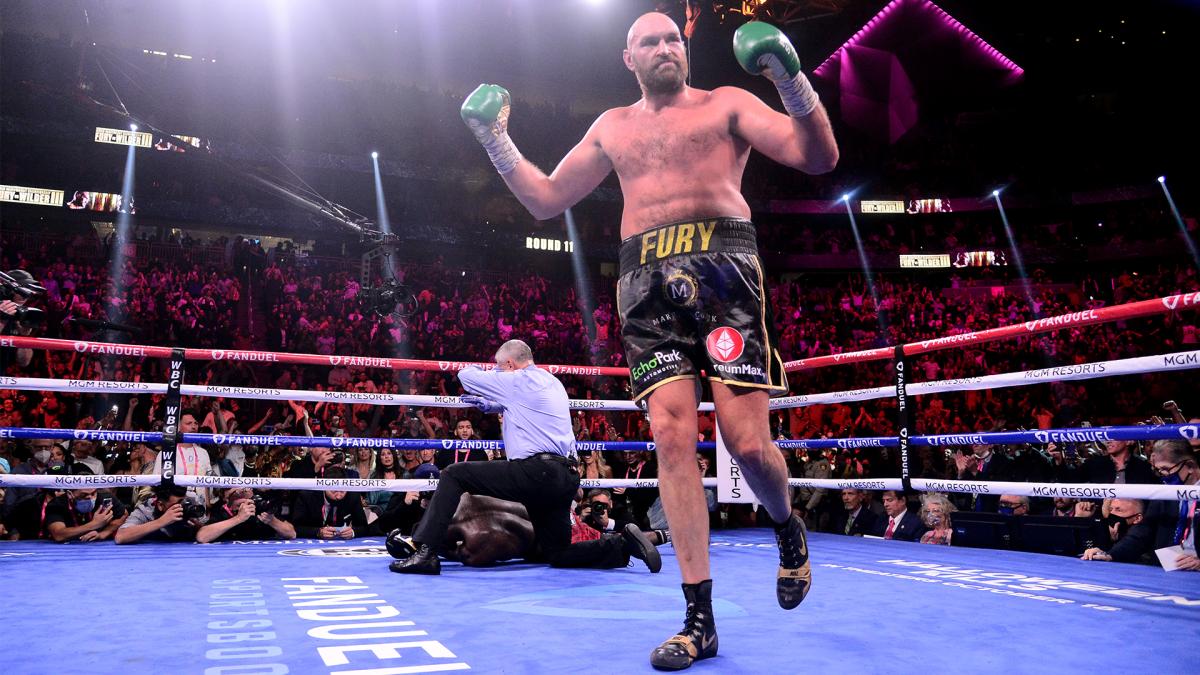 Tyson Fury celebrates after a knockout
